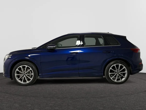 AUDI Q4 e-tron (2024) — foto 6 van 13