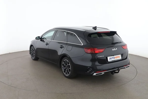 Kia cee'd (2023) — foto 10 van 16