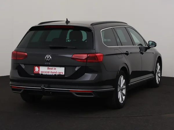 VOLKSWAGEN Passat Variant (2022) — foto 23 van 32