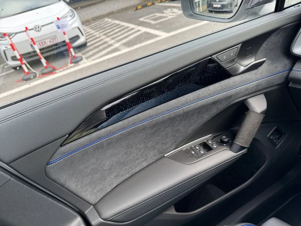 VOLKSWAGEN Tayron (2025) — foto 4 van 24