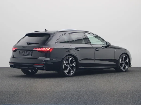 AUDI A4 Avant (2021) — foto 12 van 23