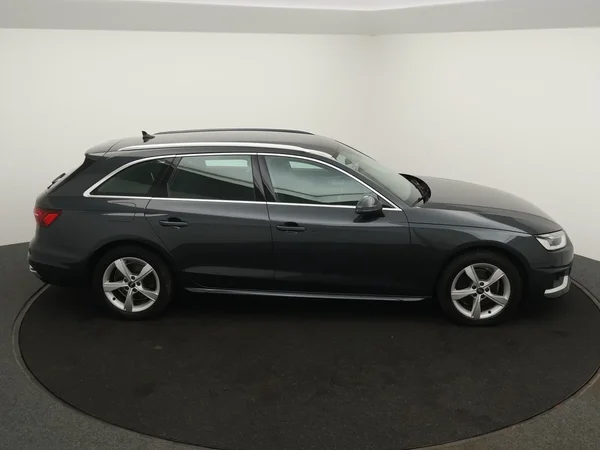 Audi A4 (2022) — foto 23 van 23