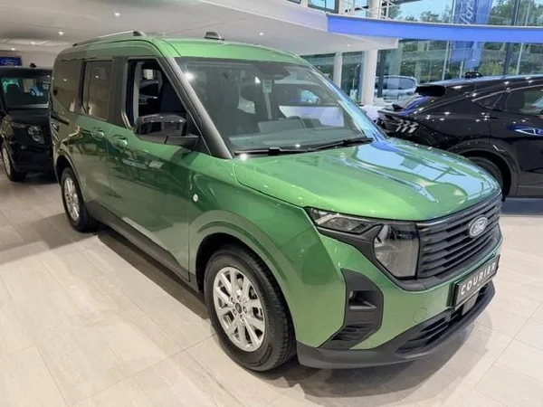 Ford Tourneo Courier (2026) — foto 7 van 12