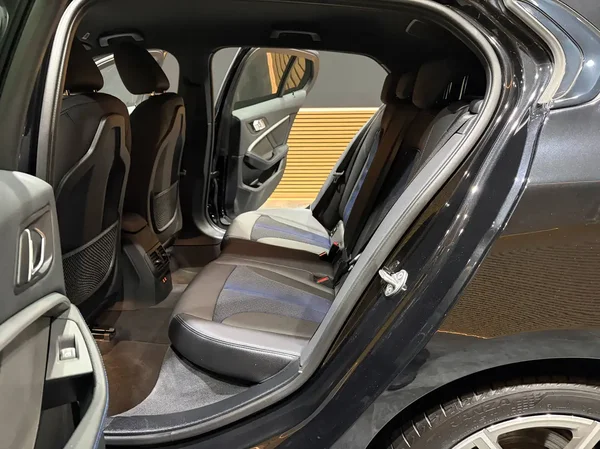 Bmw 118 (2022) — foto 15 van 27