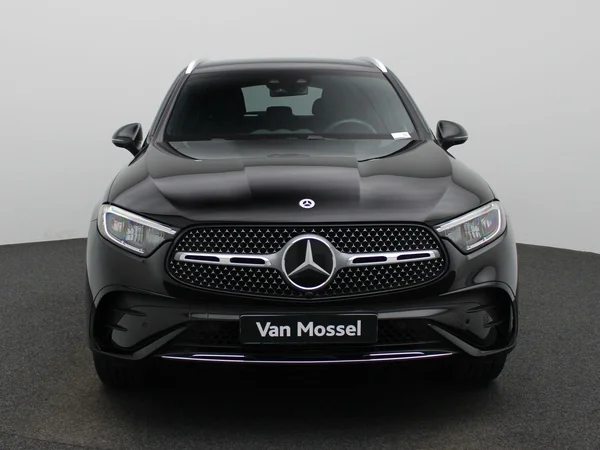 Mercedes-Benz GLC (2025) — foto 34 van 49