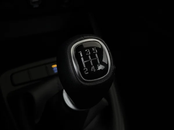 HYUNDAI i10 (2022) — foto 4 van 24
