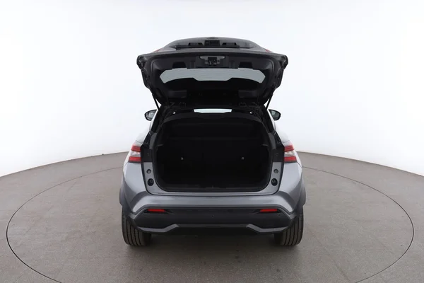 Nissan Juke (2022) — foto 7 van 16
