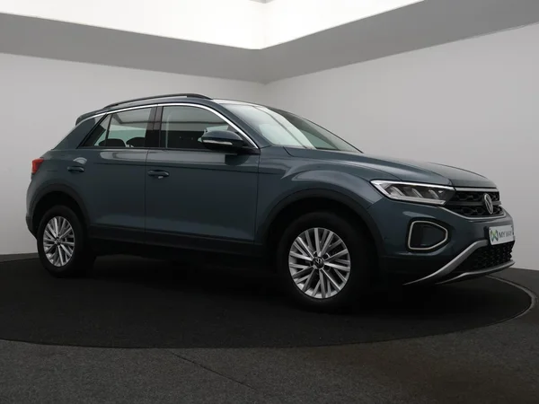 VOLKSWAGEN T-Roc (2023) — foto 22 van 27