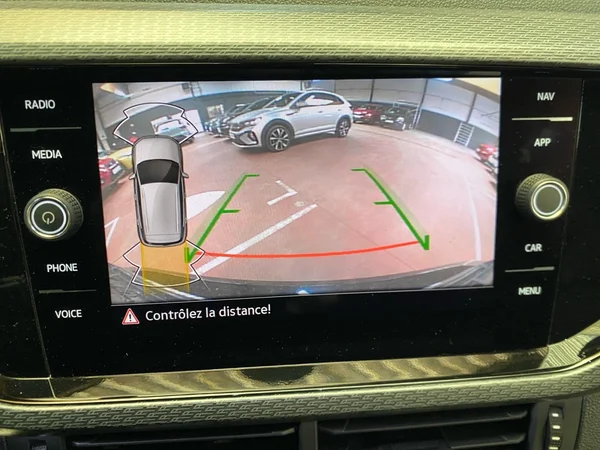 VOLKSWAGEN T-Cross (2022) — foto 6 van 16
