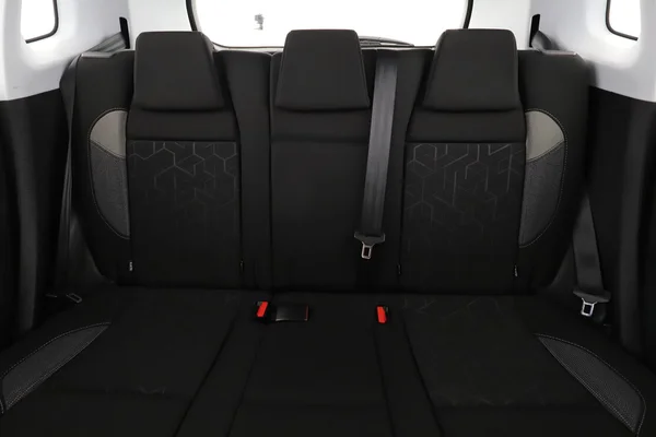 Peugeot 2008 (2008) — foto 6 van 16