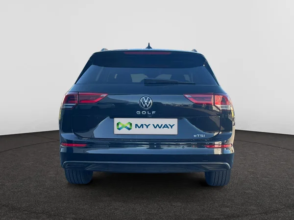 VOLKSWAGEN Golf VIII SW (2024) — foto 8 van 24