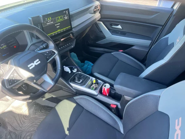 Dacia Duster (2024) — foto 14 van 16