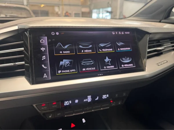 AUDI Q4 Sportback e-tron (2026) — foto 12 van 14