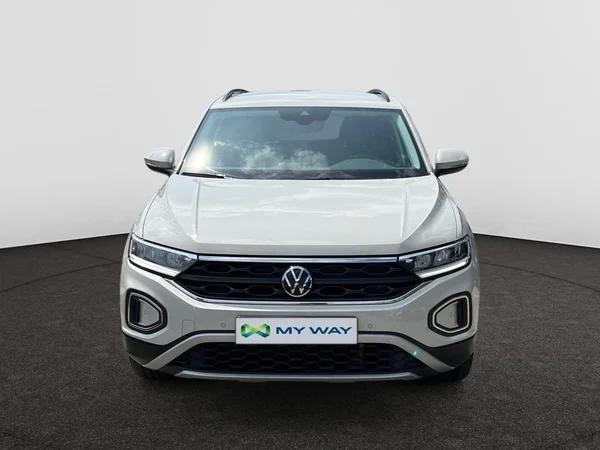 VOLKSWAGEN T-Roc (2023) — foto 9 van 20