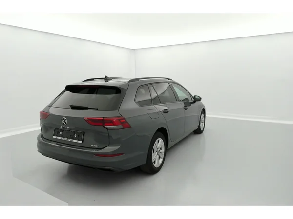 VOLKSWAGEN Golf VIII SW (2022) — foto 4 van 36