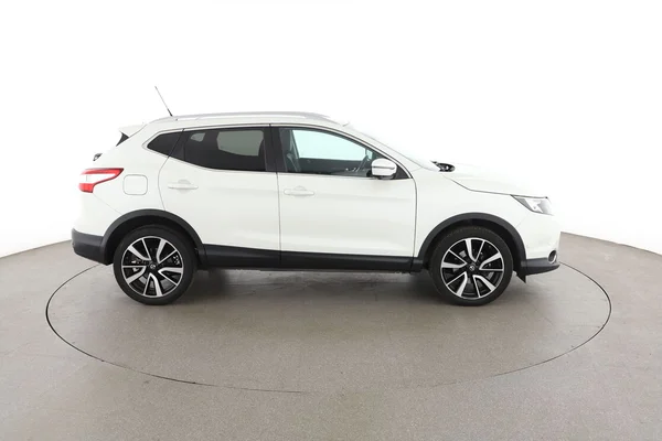 Nissan Qashqai (2016) — foto 13 van 16