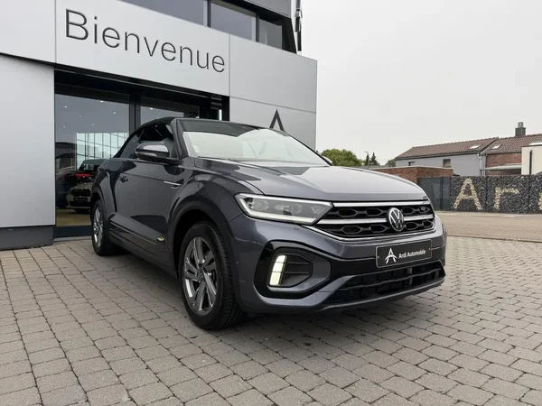 Volkswagen T-Roc (2023) — foto 20 van 26