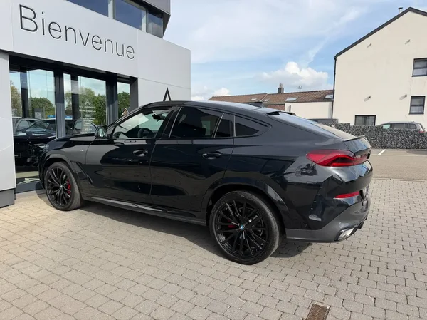 Bmw X6 (2023) — foto 25 van 32