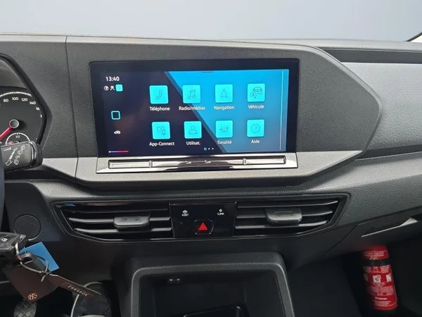 VOLKSWAGEN Caddy Maxi Dsl (2022) — foto 13 van 32