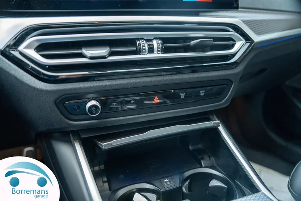 BMW M340i (2023) — foto 29 van 58
