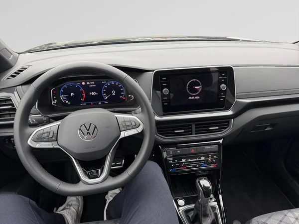 VOLKSWAGEN T-Cross (2026) — foto 16 van 17