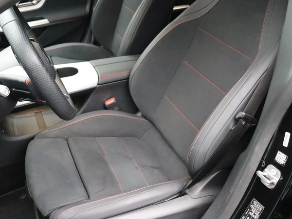 Mercedes-Benz CLA (2025) — foto 5 van 31