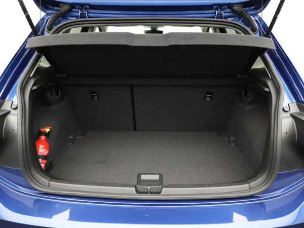 VOLKSWAGEN Polo (2024) — foto 2 van 19