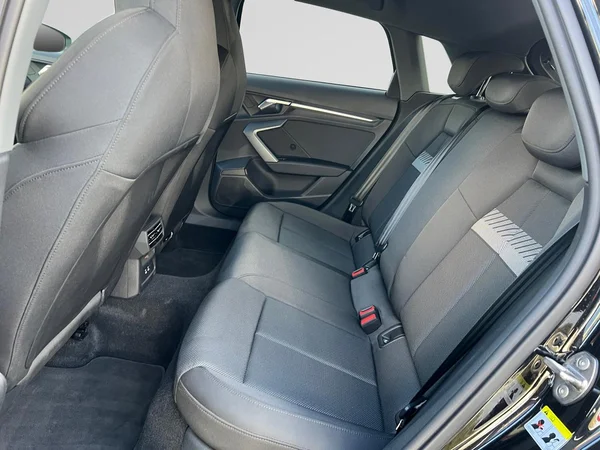 AUDI A3 Allstreet PHEV (2025) — foto 10 van 24