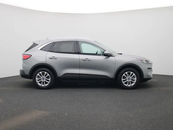 Ford Kuga (2023) — foto 39 van 42