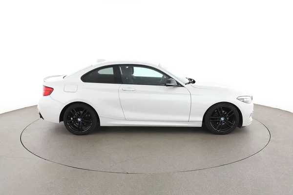 BMW 2-serie (2019) — foto 13 van 16