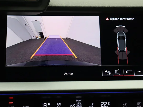 AUDI A3 Sportback PHEV (2025) — foto 15 van 16