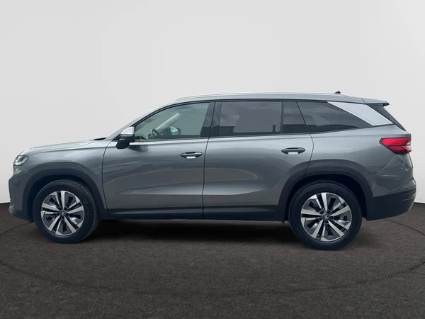SKODA Kodiaq (2025) — foto 12 van 24