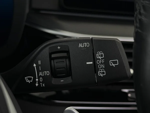 BMW 530 (2021) — foto 17 van 36