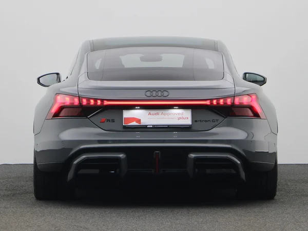 AUDI RS e-tron GT (2025) — foto 24 van 29