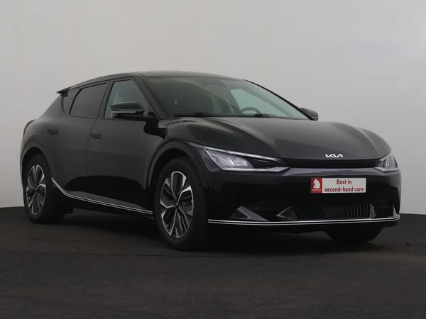 KIA EV6 (2022) — foto 28 van 33