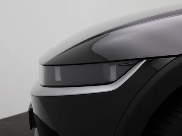 Hyundai IONIQ 5 (2023) — foto 6 van 39