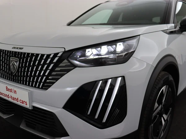 PEUGEOT 2008 (2025) — foto 20 van 27