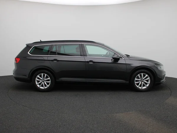 Volkswagen Passat (2024) — foto 42 van 44