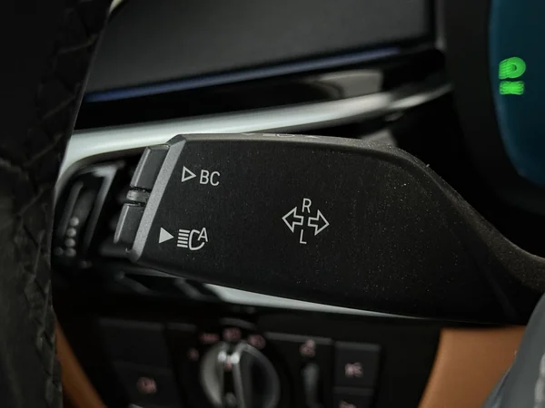 BMW 520 (2022) — foto 16 van 35