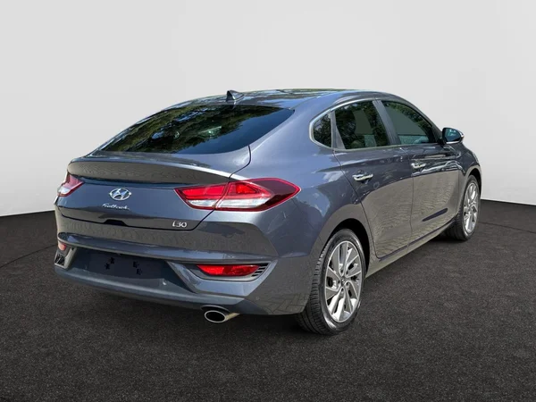 HYUNDAI i30 Fastback (2020) — foto 20 van 24