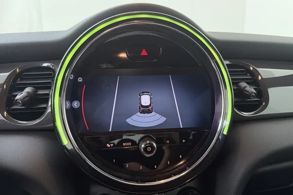 Mini Mini 5 Doors (F55 LCI II) (2021) — foto 7 van 16