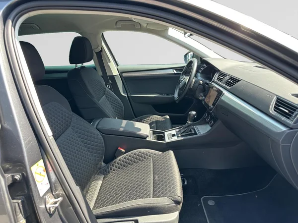 SKODA Superb Combi Dsl (2023) — foto 14 van 22