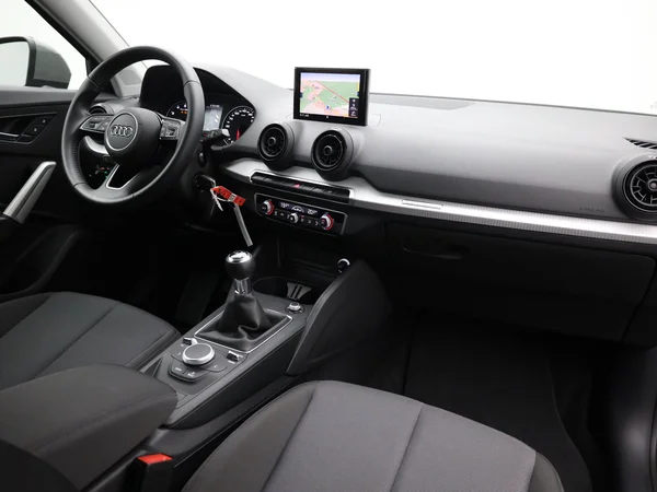 AUDI Q2 (2018) — foto 11 van 17