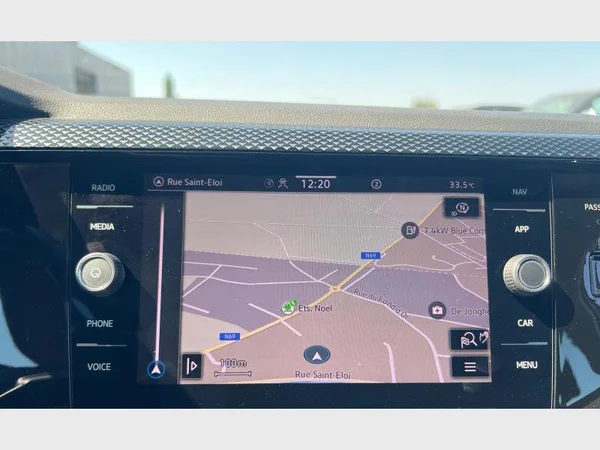 Volkswagen Polo (2023) — foto 8 van 24