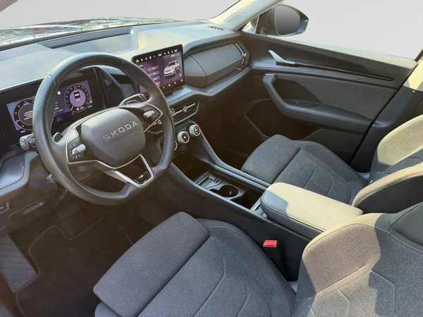 SKODA Kodiaq (2025) — foto 2 van 21