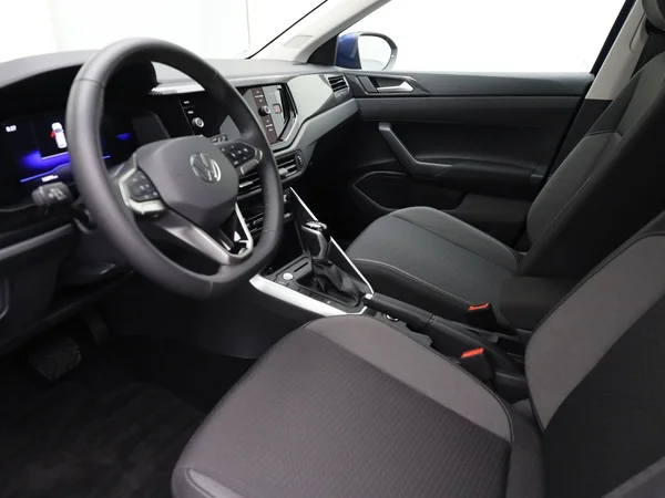 VOLKSWAGEN Taigo (2024) — foto 3 van 18