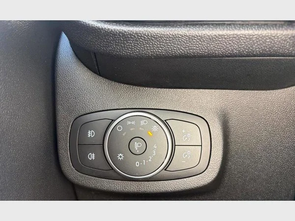 Ford Fiesta (2018) — foto 19 van 21