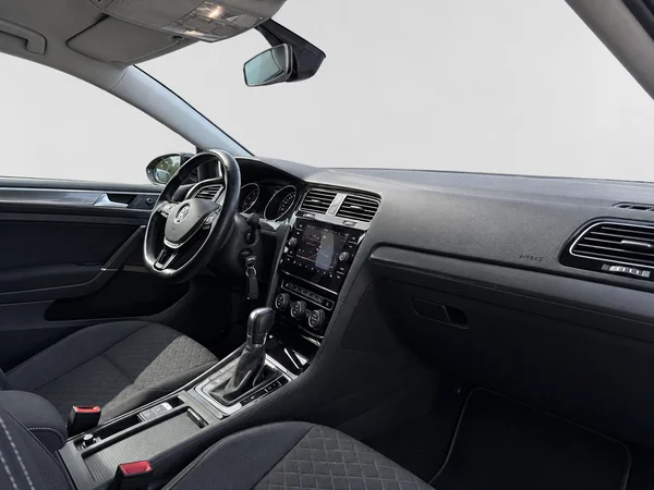 VOLKSWAGEN Golf VII (2019) — foto 9 van 13
