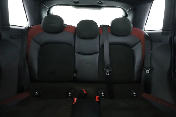 MINI MINI (2017) — foto 6 van 16