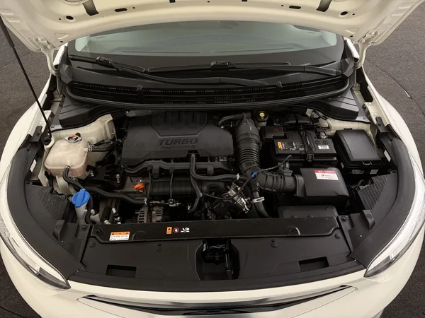 KIA Stonic (2021) — foto 6 van 25